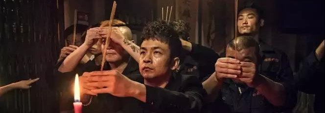 “废柴警察”上演最成功的犯罪爽戏，笑到胃疼