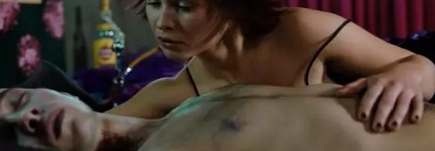 美艳吸血鬼，这片适合特别燥热的夜晚