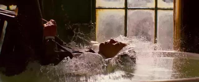 这部我心中的神作，就因为是商业片你们就瞧不起？