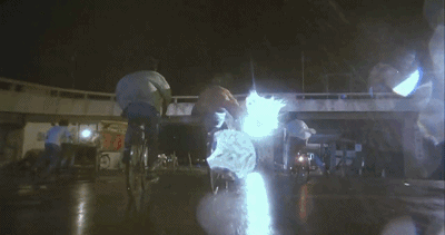 悲情！1990年，吴宇森砸重金拍了这部枪战片，上映17天后惨遭下架